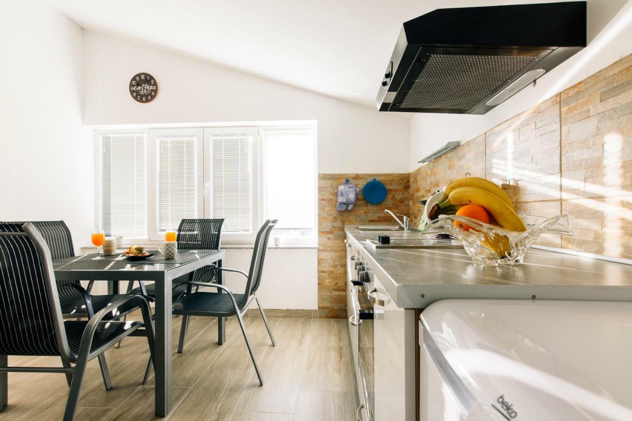 Apartments Luce Задар Екстериор снимка